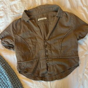 Free people brown crop button up size small